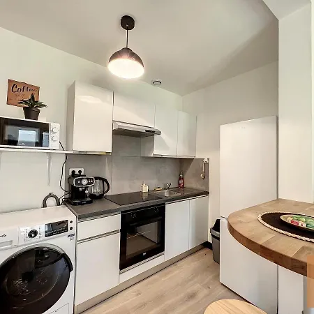 Yellow - Arrivee Autonome *