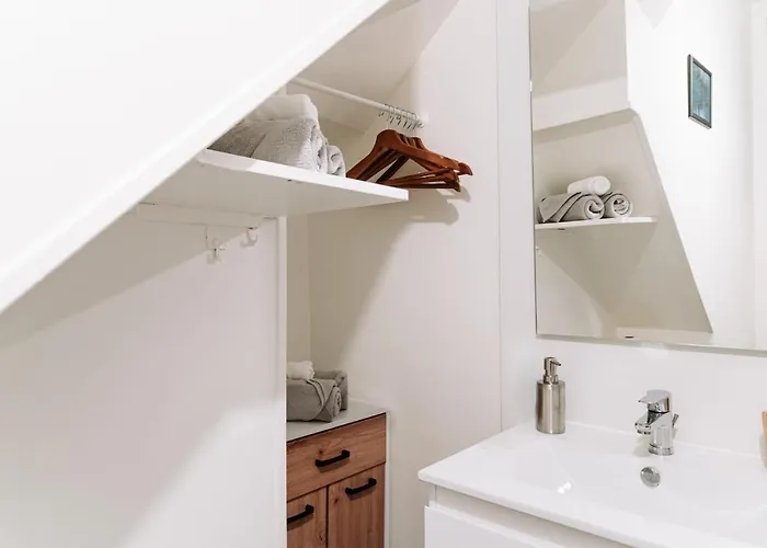 Apartment Yellow - Arrivee Autonome