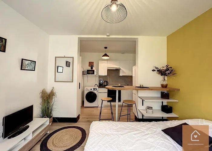 Yellow - Arrivee Autonome Apartment *